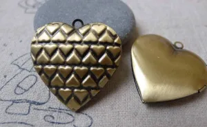 4 pcs of Antique Bronze Brass Multiple Heart Photo Locket A7009