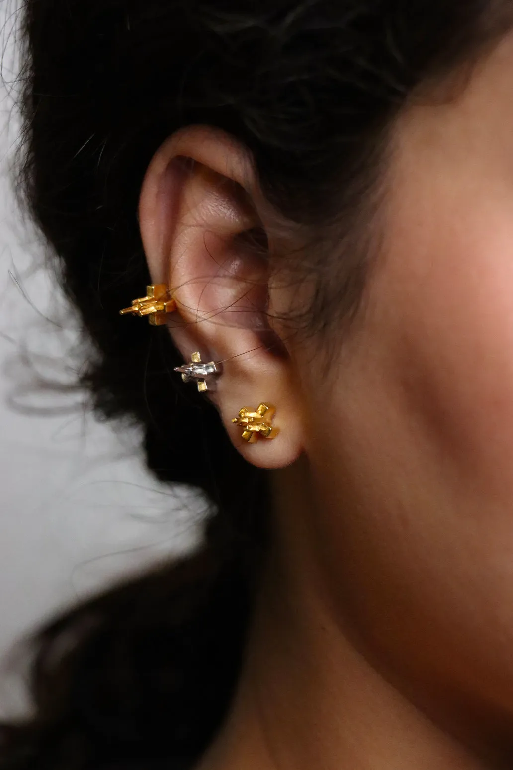 Bisai Barbell Studs