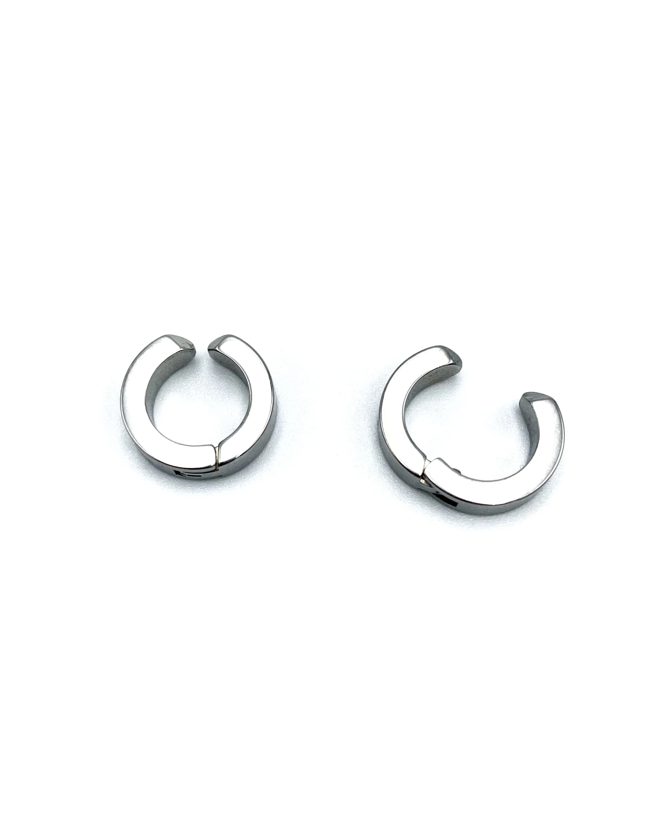 CLASP HOOP CUFF EARRINGS