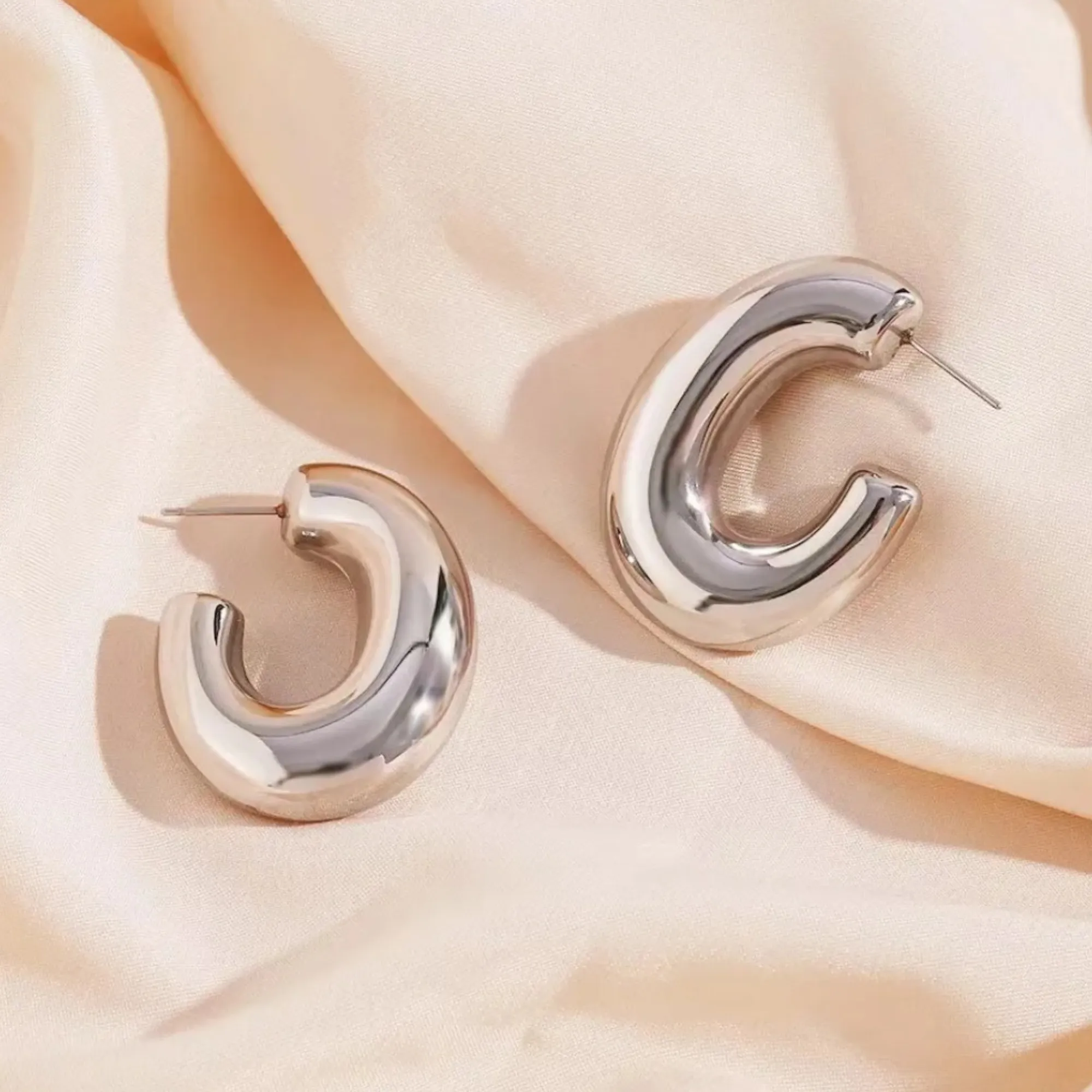 Fashion C Shape Plating Titanium Steel Hoop Earrings C-shape Earrings
