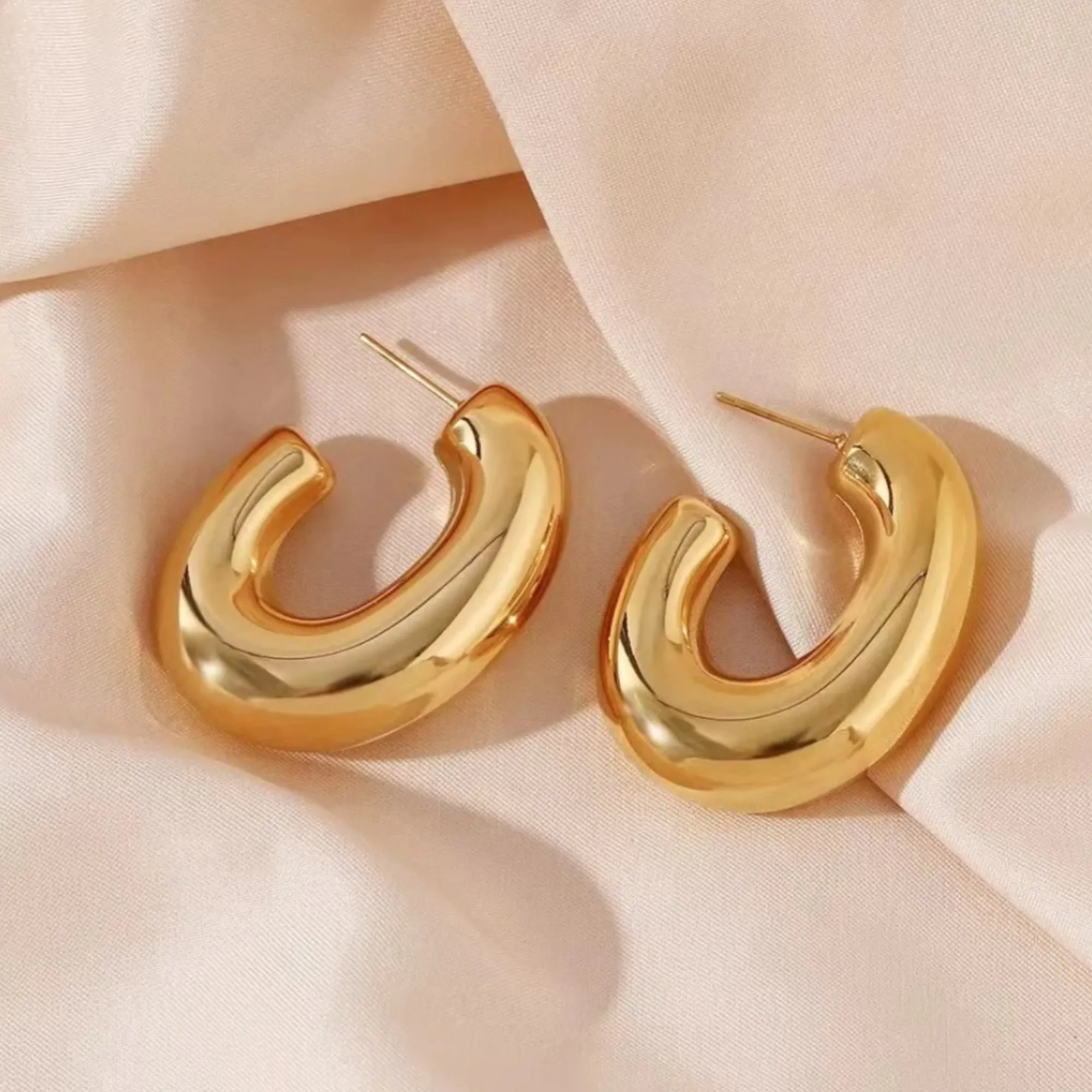 Fashion C Shape Plating Titanium Steel Hoop Earrings C-shape Earrings