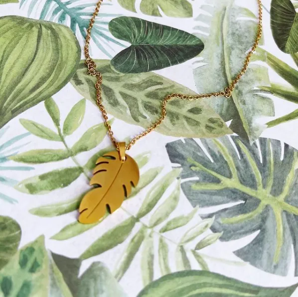 Gold Feather Pendant Necklace