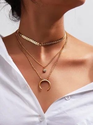 Horn Pendant Arrow Design Chain Necklace
