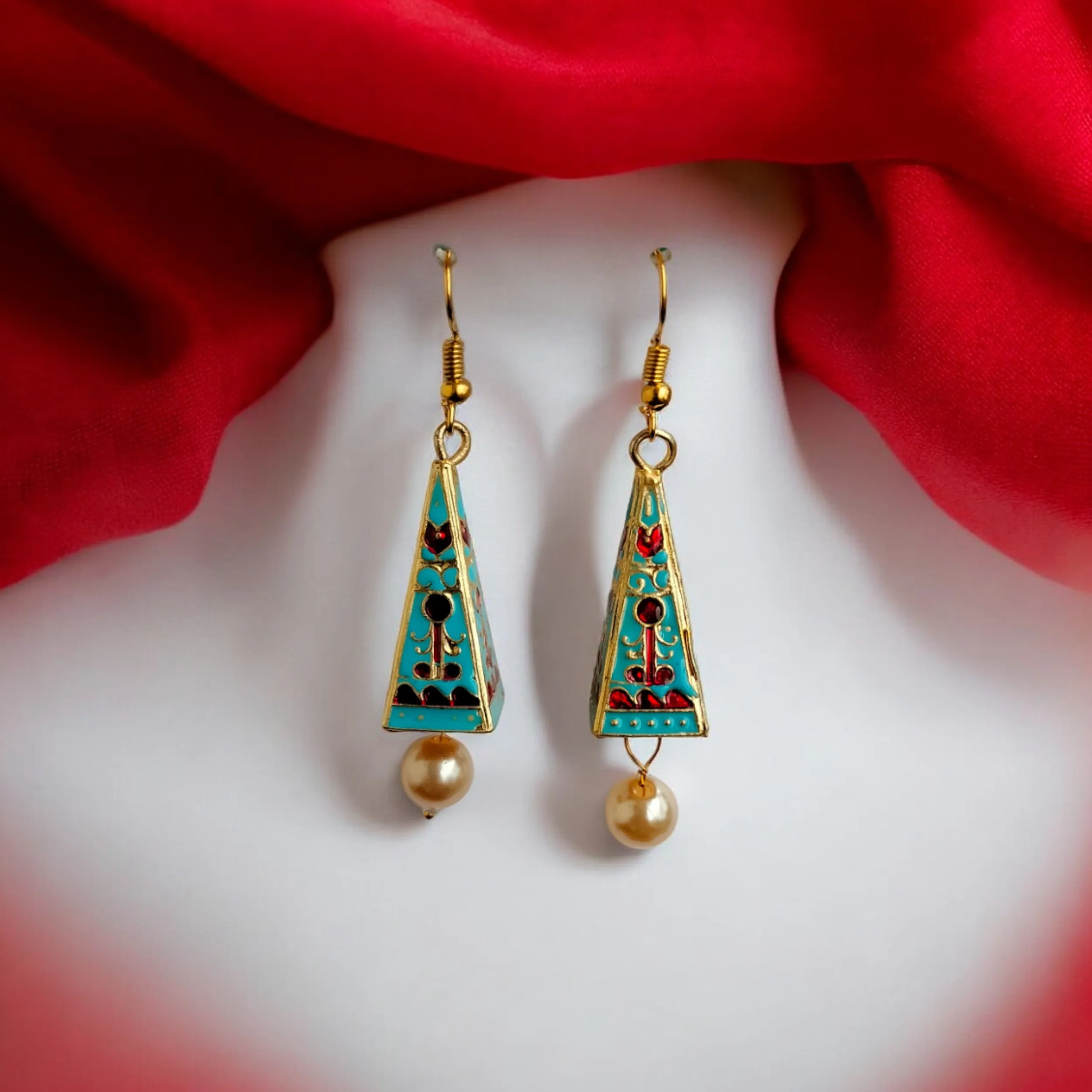 Jewelestia Turquoise Pyramid Drop Earrings