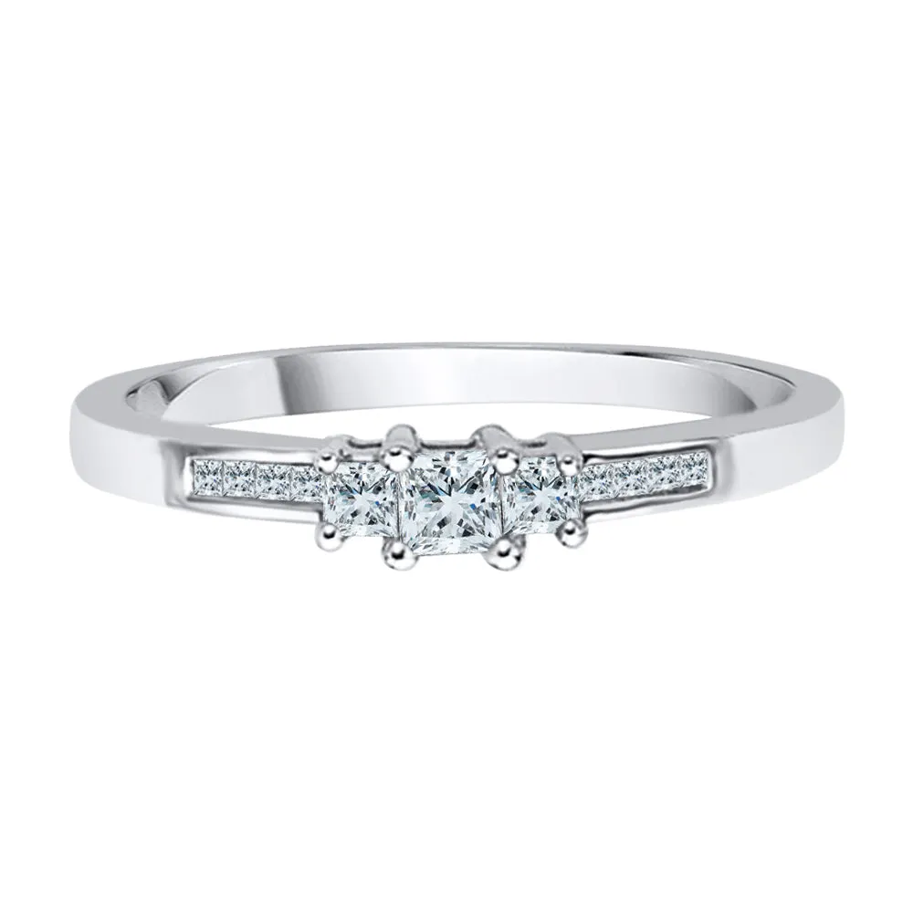 KATARINA 1/4 cttw Princess Cut Diamond Anniversary Ring
