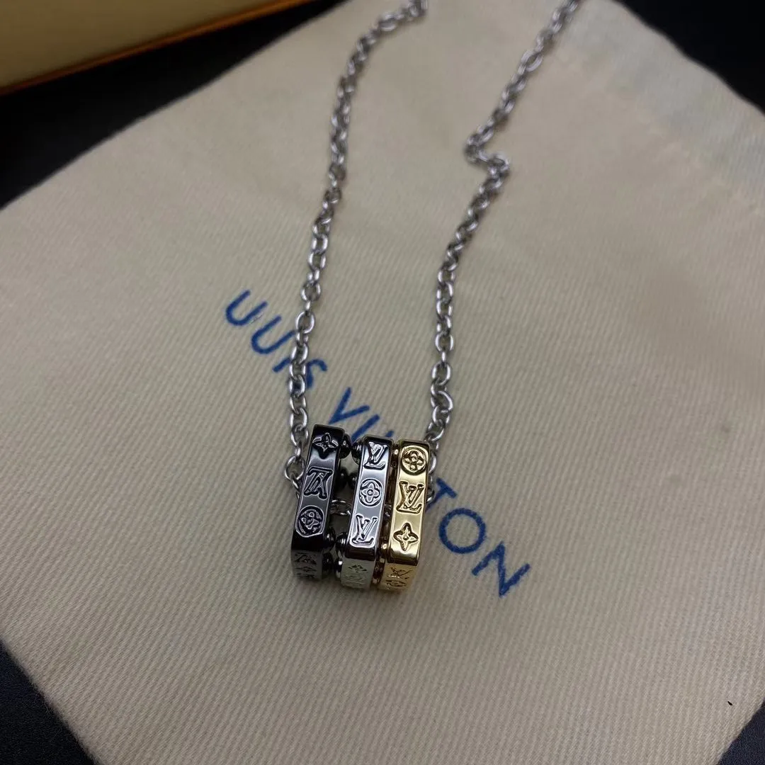 LV MONOGRAM BOLD NECKLACE