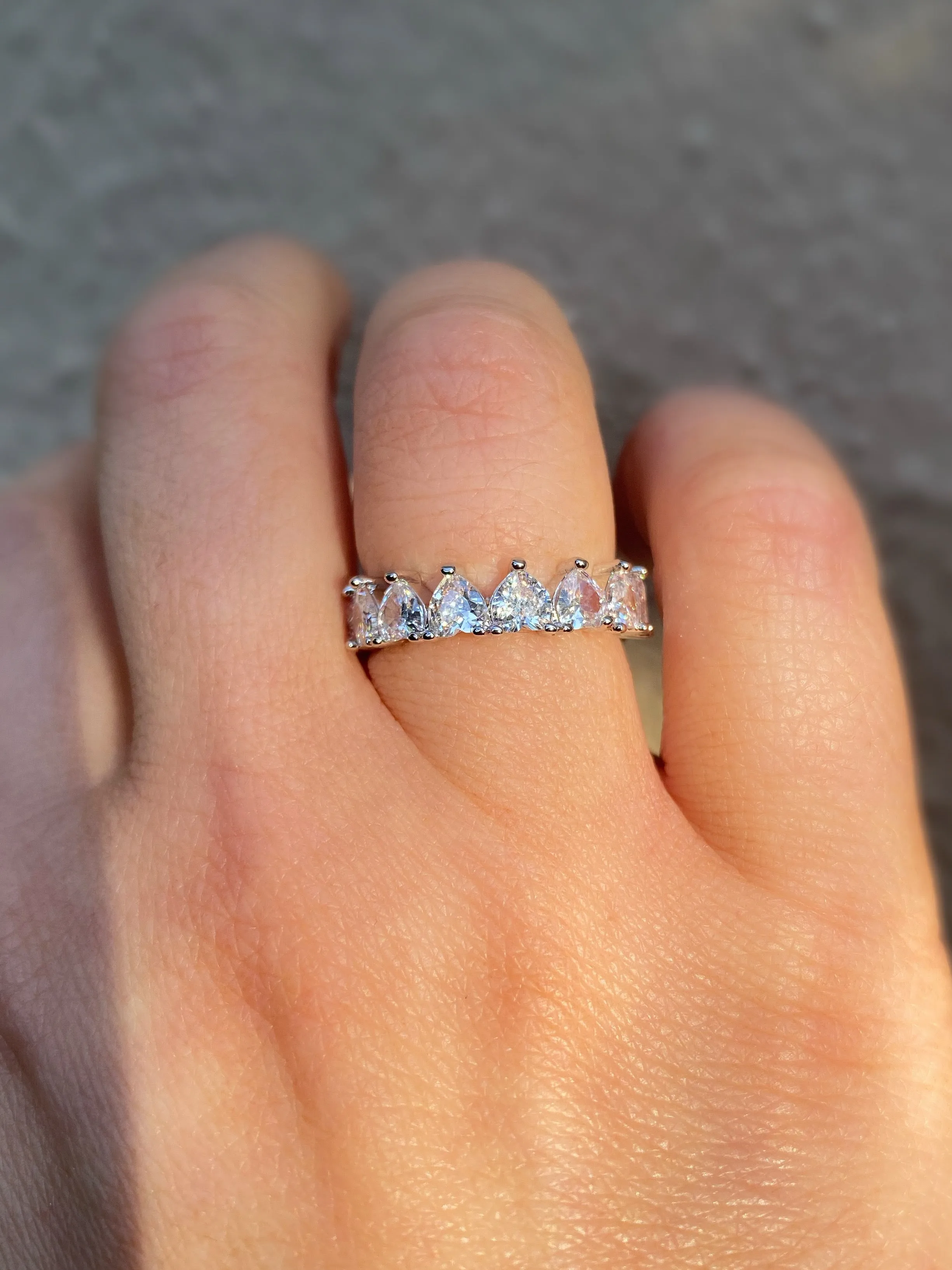 Micro Eternal Love Ring in Silver