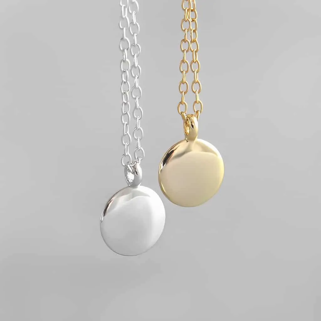 Round Pendant Necklace - Amelia