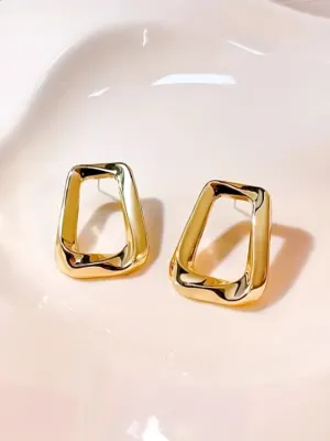 Stud Earrings (Gold)