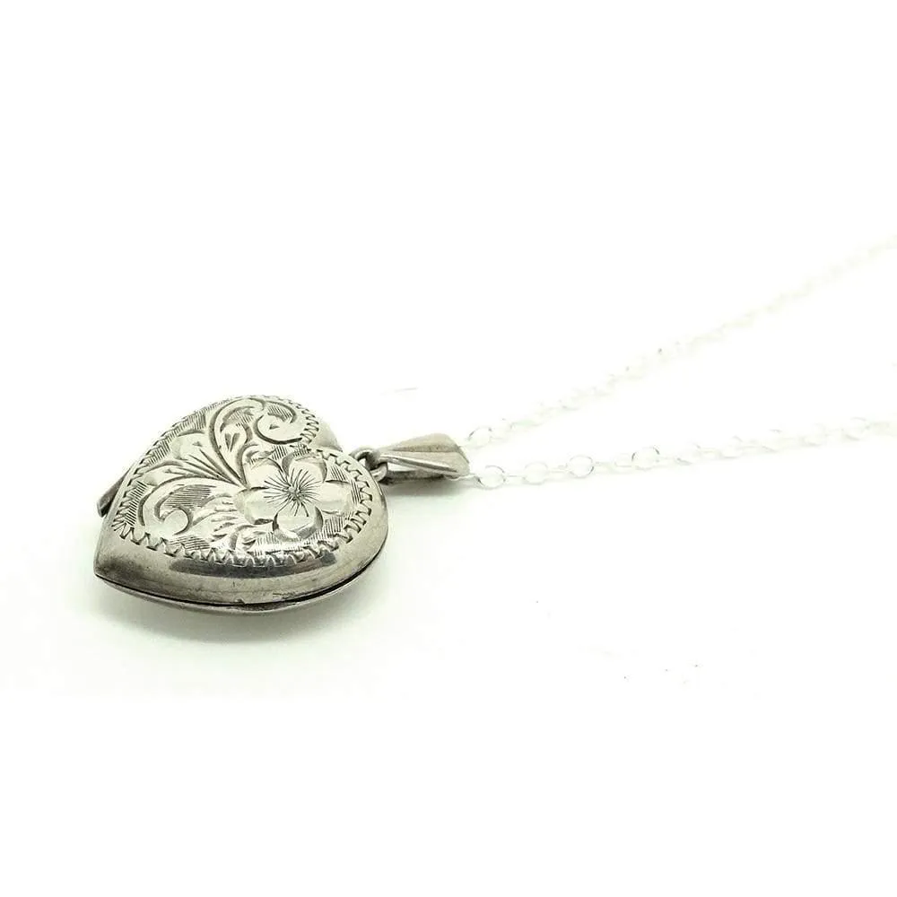 Vintage 1960s Silver Heart Locket Necklace