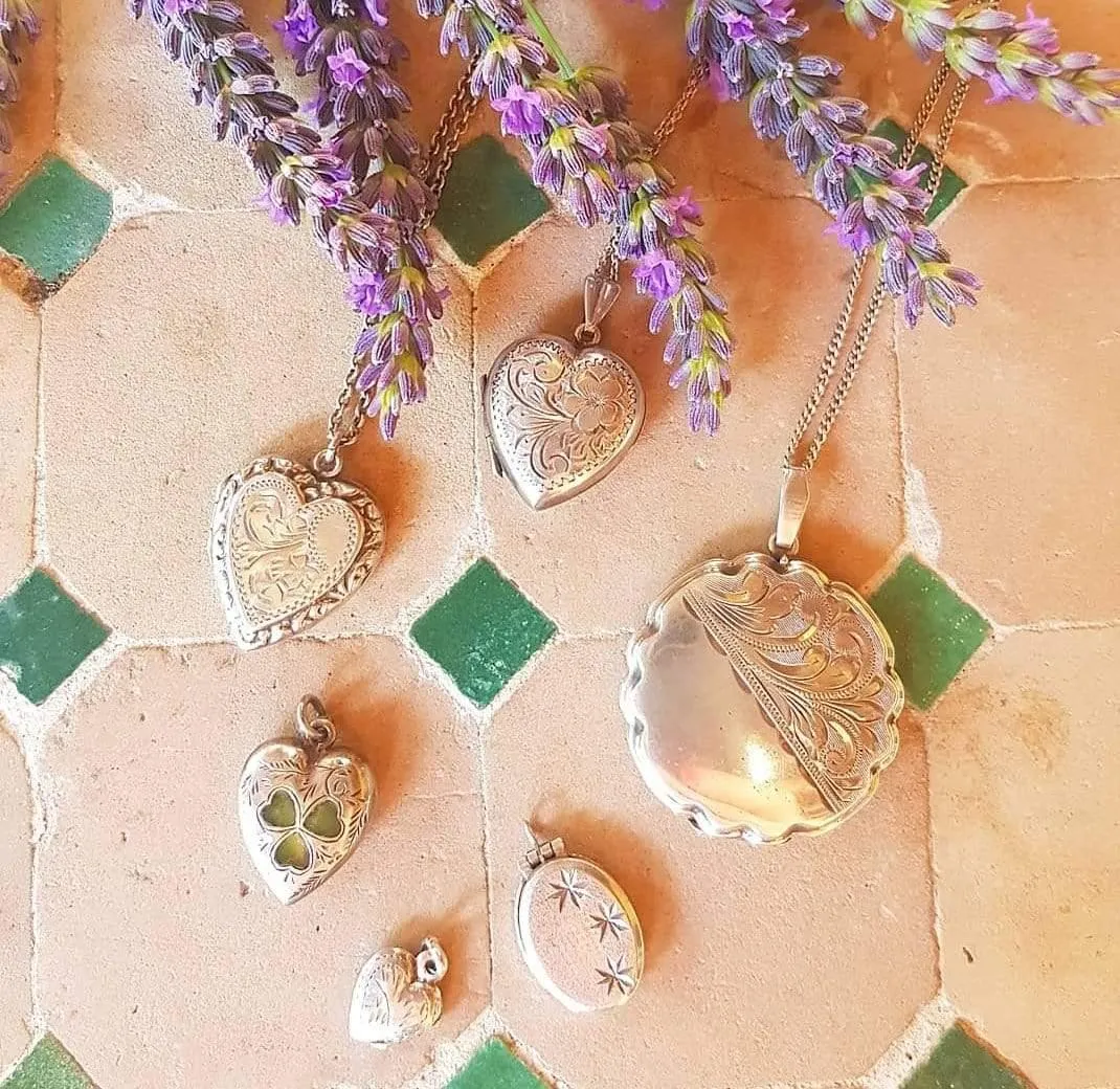 Vintage 1960s Silver Heart Locket Necklace