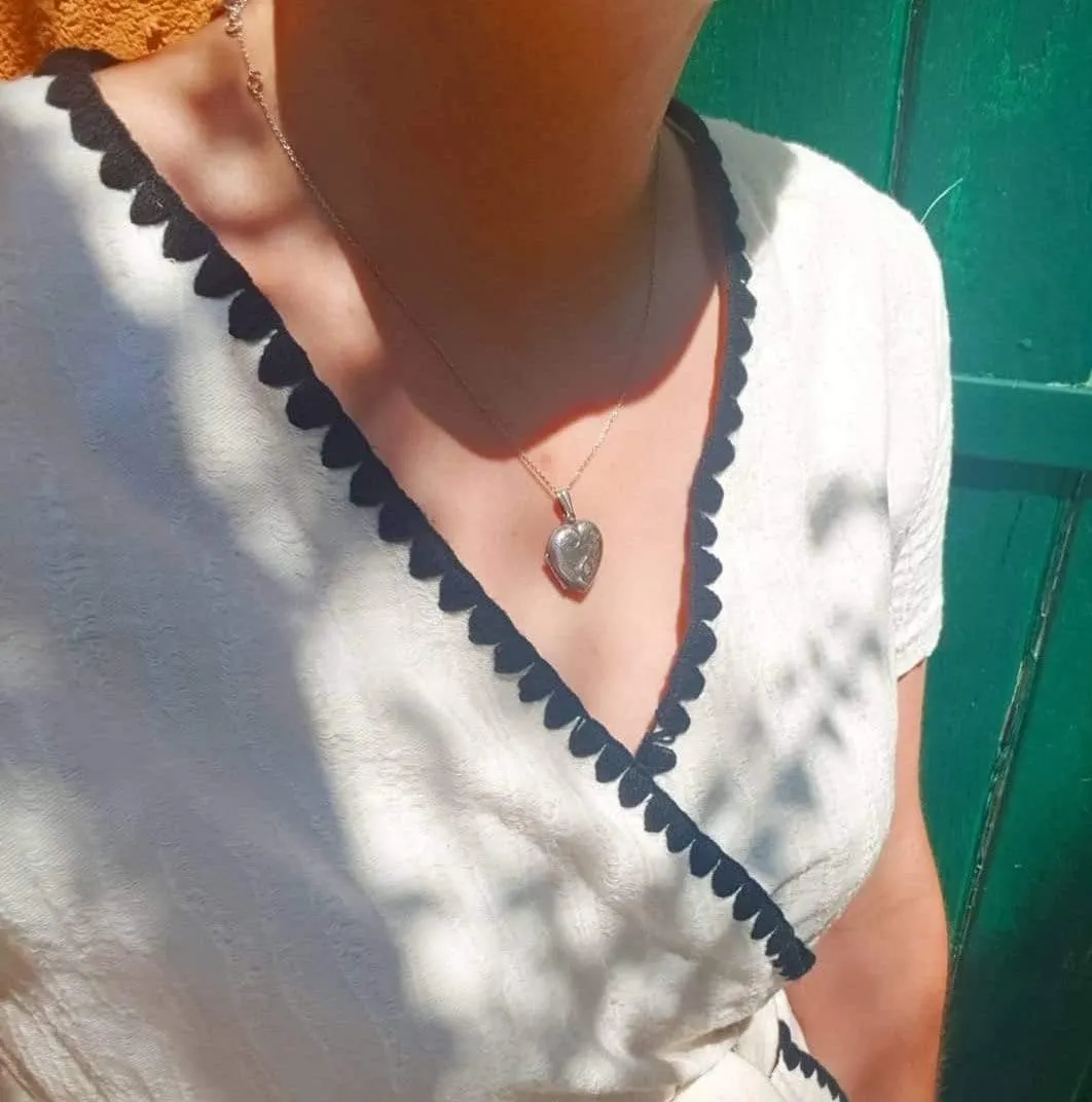 Vintage 1960s Silver Heart Locket Necklace