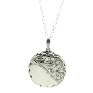 Vintage 1978 Large Oval Silver Locket Necklace