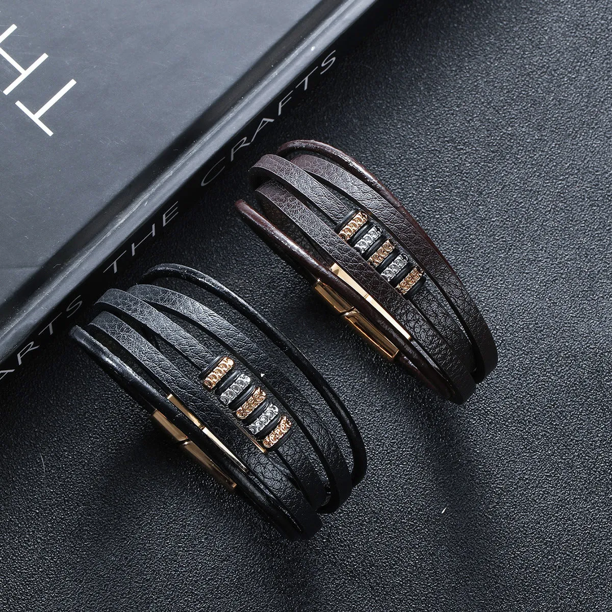 Wholesale Vintage Personalized Magnetic Buckle Men's Leather Bracelet